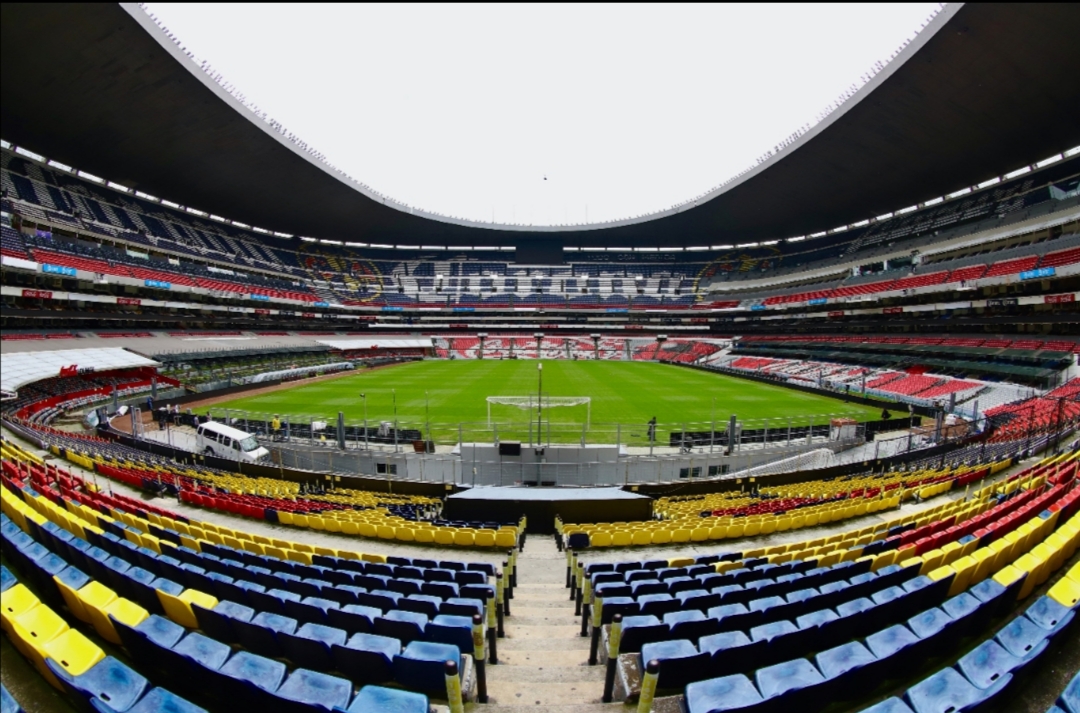 El Azteca sigue y seguirá pesando