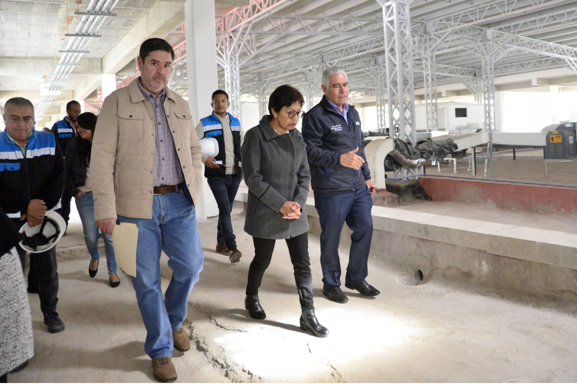 Rectora Lilia Cedillo supervisa ampliación de clínicas de la Facultad de Estomatología