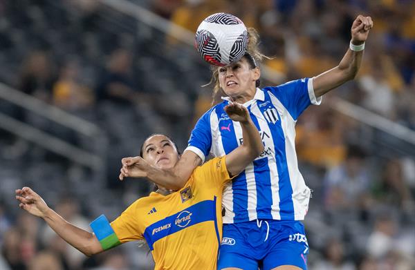 Tigres empata con Monterrey y pierde la perfección en el torneo femenino de fútbol en México