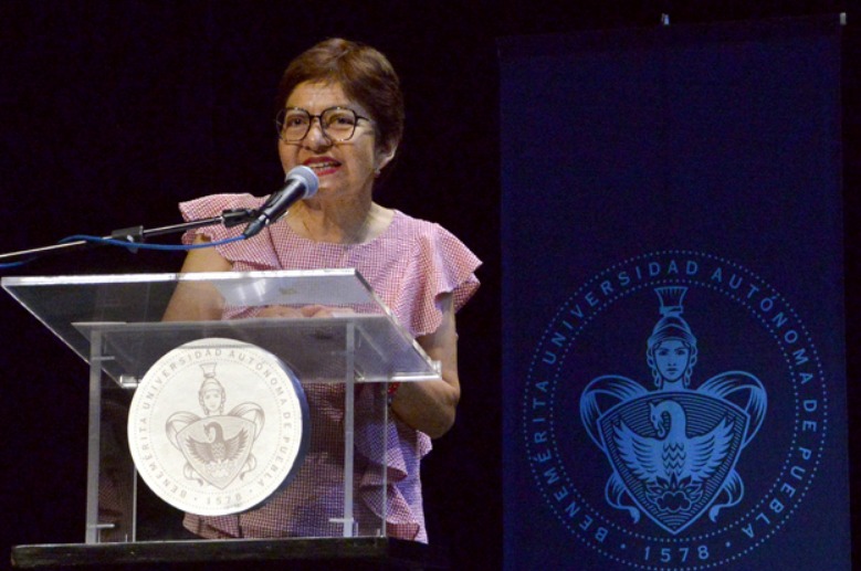 Encabeza la Rectora Lilia Cedillo Ramírez graduación de 266 egresados de Medicina