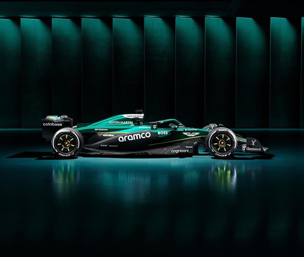 El nuevo Aston Martin AMR25 de Alonso y de Stroll, presentado este domingo
