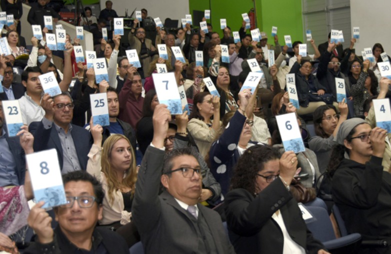 Presentan informes la Abogada General, el Defensor de los Derechos Universitarios, el Tesorero y el Contralor