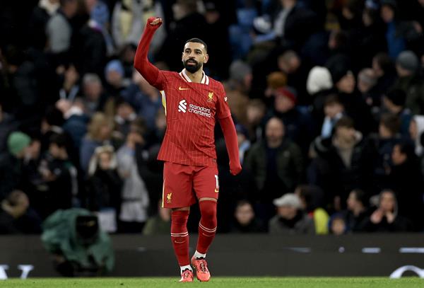Salah resuelve la ‘Premier’