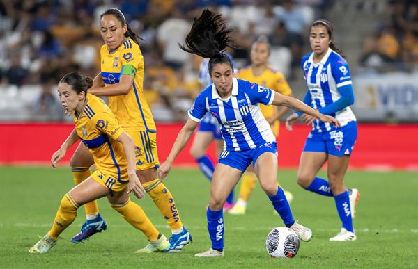 884533dbca056f6d9b58eff575b00543f8c2605em