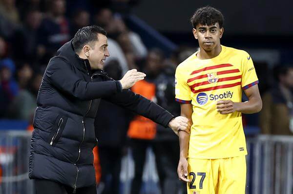 Xavi, orgulloso de haber confiado en la nueva generación de fútbolistas del Barça