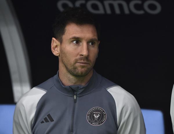 Messi: “Siempre pasa algo con los árbitros, la MLS tendría que mirarlo un poquito más”