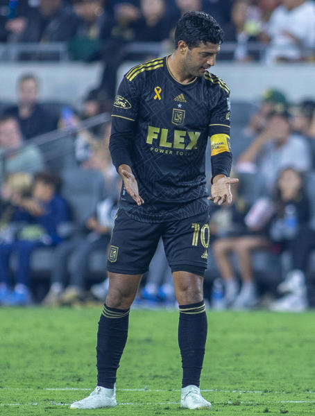 El Mexicano Carlos Vela Se Retira Del Fútbol