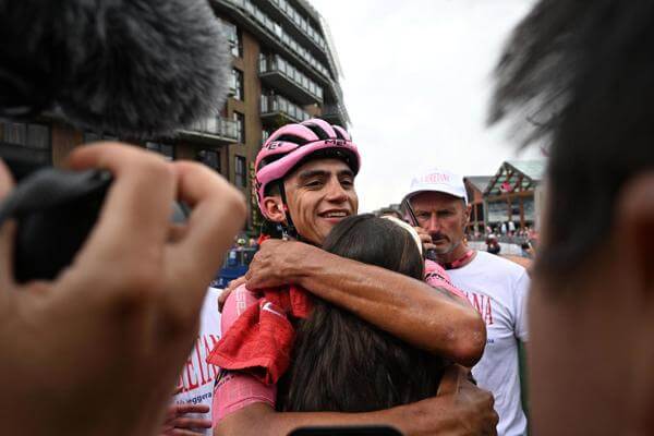 Del Toro: "esta Es La Parte Cruel Del Ciclismo"