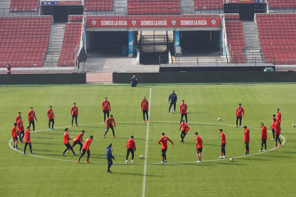 Chile Va Por Un Triunfo Milagroso Ante La Campeona Argentina Que Tiene A Messi De Vuelta