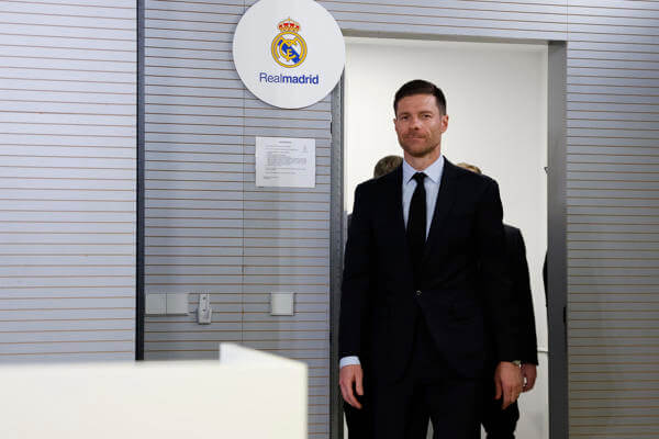 Día 1 De Xabi Alonso: Madrugón, Reuniones Y Nuevas Ilusiones
