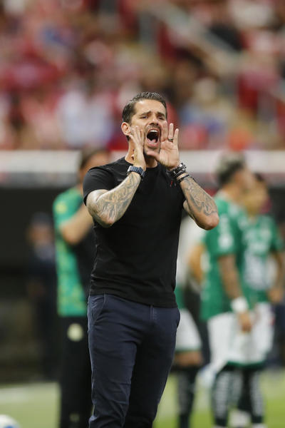 Gago Se Defiende De Críticas Por Su Salida De Chivas Y Asegura Volver Ilusionado A México