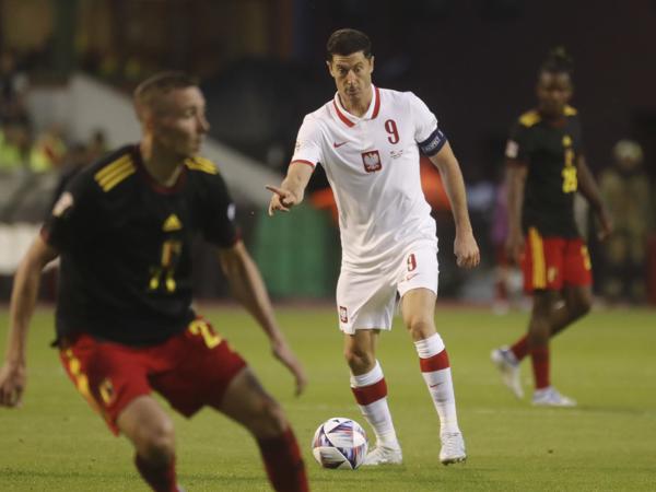 Seleccionador Polaco Renuncia Tras Malos Resultados Y Polémica Con Lewandowski