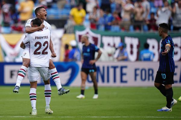 Fluminense, segundo equipo brasileño en cuartos y espera rival
