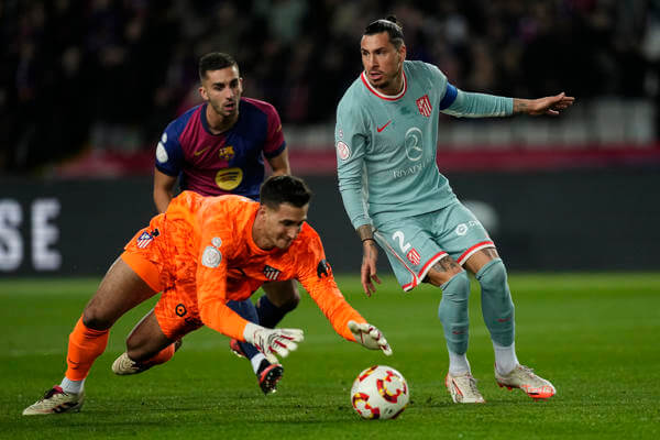 El Atlético De Madrid Confirma El Fichaje Del Portero Juan Musso Hasta El 2028