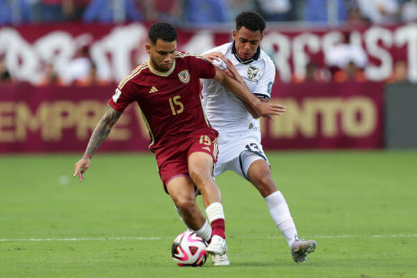 2 0. Venezuela Gana Ante Una Errática Bolivia Y Se Pone A Un Puesto De La Clasificación