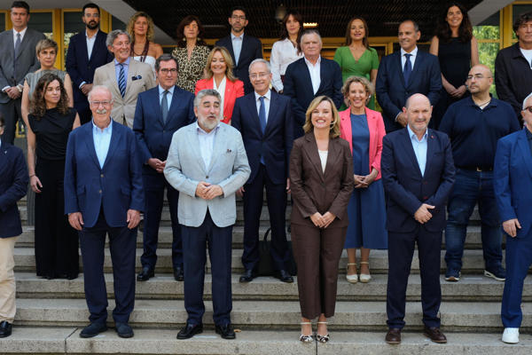 Leyendas de España como Casillas, Iniesta, Xavi o Del Bosque colaborarán con el Mundial 2030