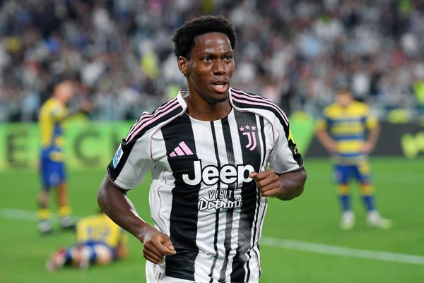 La ‘Juve’ amarga el estreno de Carlos Cuesta con el Parma
