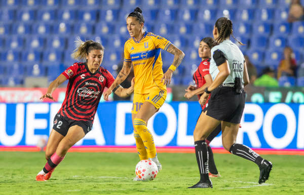 Tigres vence a Tijuana y escala al liderato del Apertura 2025