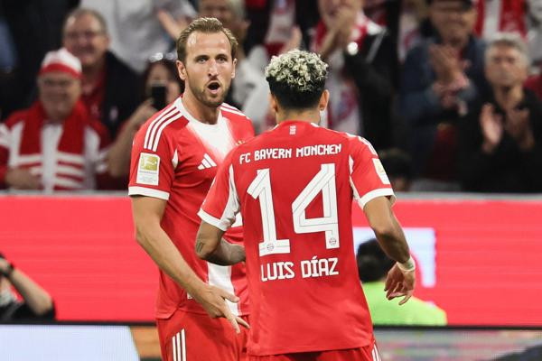 El Bayern arrasa al Leipzig con triplete de Kane, doblete de Olise y gol de Luis Diaz