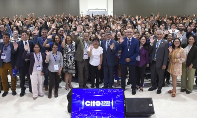 Docentes deben estar a la vanguardia y a la altura de las exigencias actuales