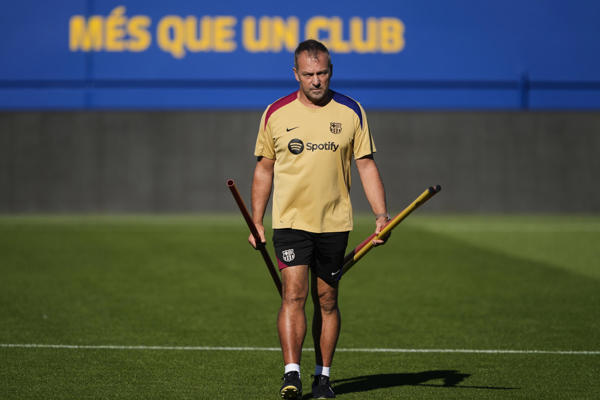 LaLiga inspecciona el Johan Cruyff como alternativa al Camp Nou para el Barcelona-Valencia