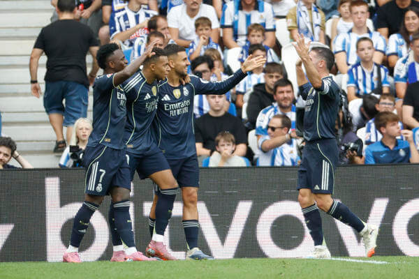 1 2. El Real Madrid Resiste Y Vence En Anoeta