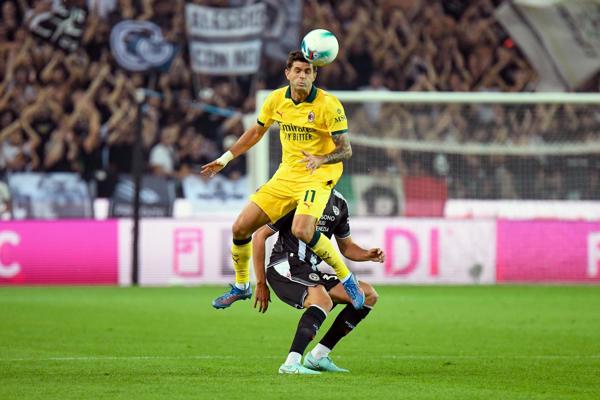 0 3. Pulisic Alza La Voz