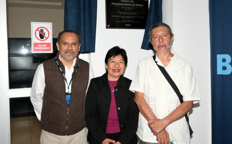 Rectora Lilia Cedillo reconoce labor del Dr. Manuel Martín Ortiz