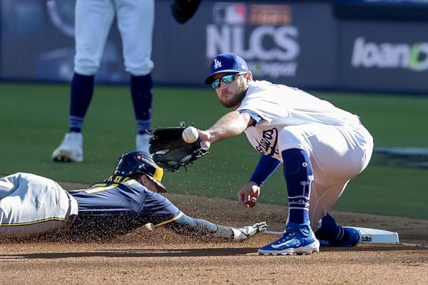 Los Dodgers Quedan A Una Victoria De Regresar A La Serie Mundial