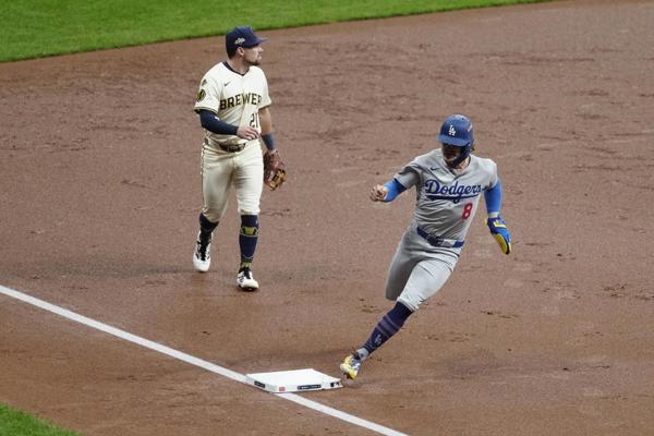 Los Dodgers vuelven a castigar a los Cerveceros