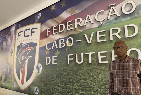 Los ‘tiburones azules’ de Cabo Verde; así hincaron el diente al Mundial 2026