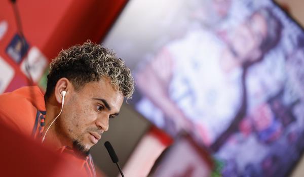 La UEFA suspende a Luis Díaz con tres partidos de sanción por su entrada a Hakimi