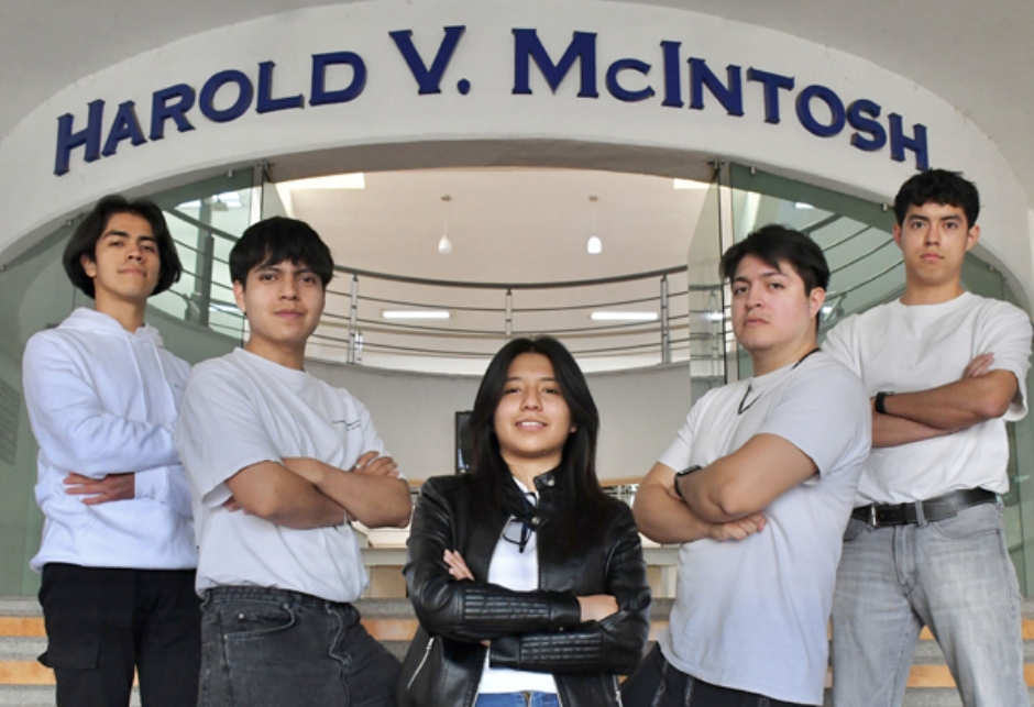 Estudiantes BUAP ganan fase estatal de DigiEduHack 2025