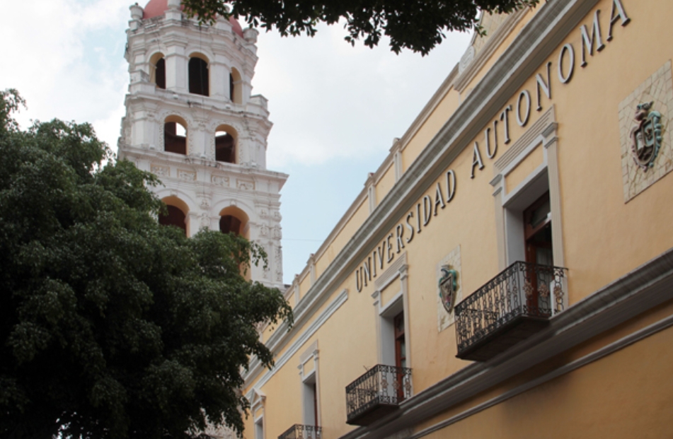 Cumple la BUAP 69 años de autonomía universitaria