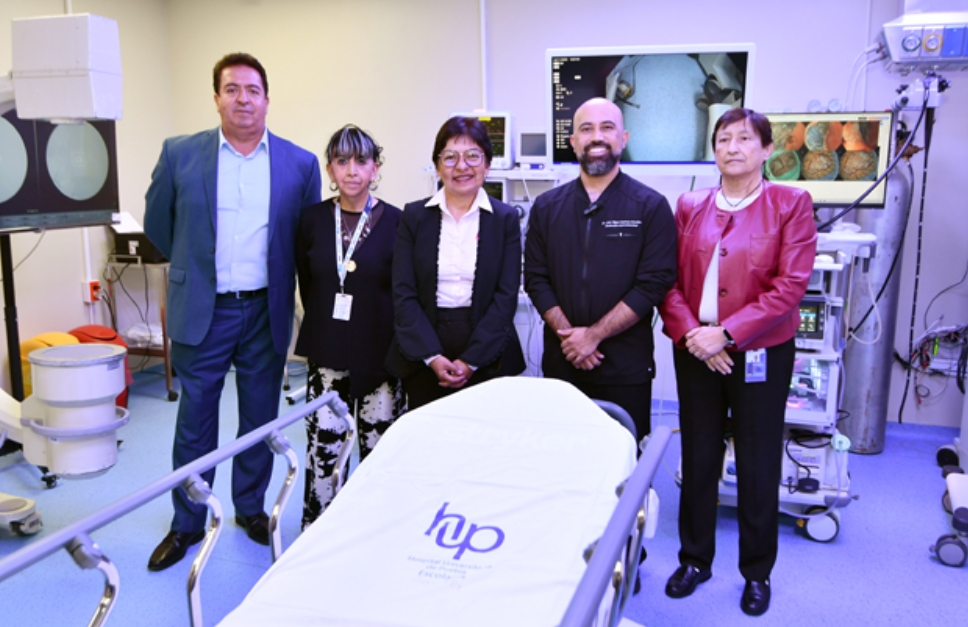 Rectora Cedillo abre unidades médicas del HU