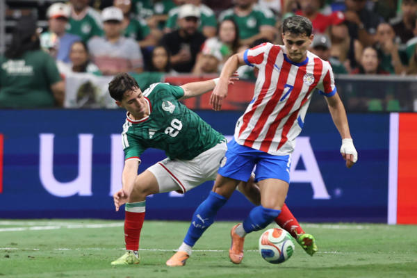 Paraguay vence en amistoso a México, que sigue volando bajo