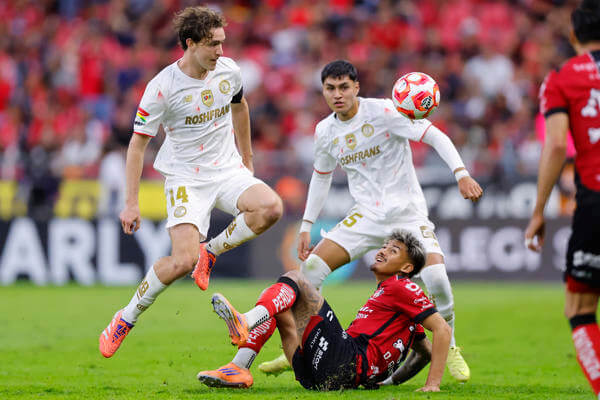 Mohamed mantiene el desafío para Toluca: avanzar a cuartos como líderes