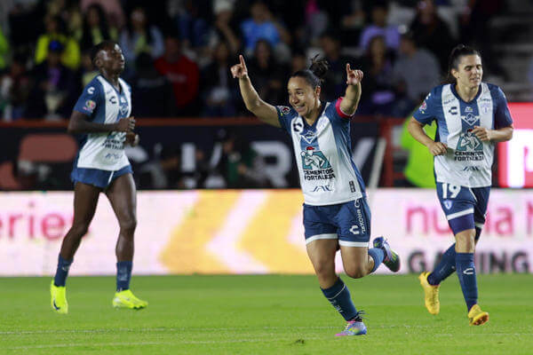 Charlyn Corral Anota Los Goles Del Triunfo De Pachuca Sobre Cruz Azul En Cuartos De Final