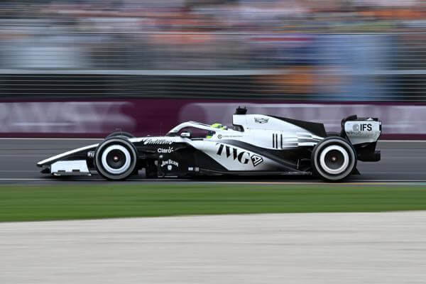 Pérez: “Lo más positivo ha sido acabar la carrera”