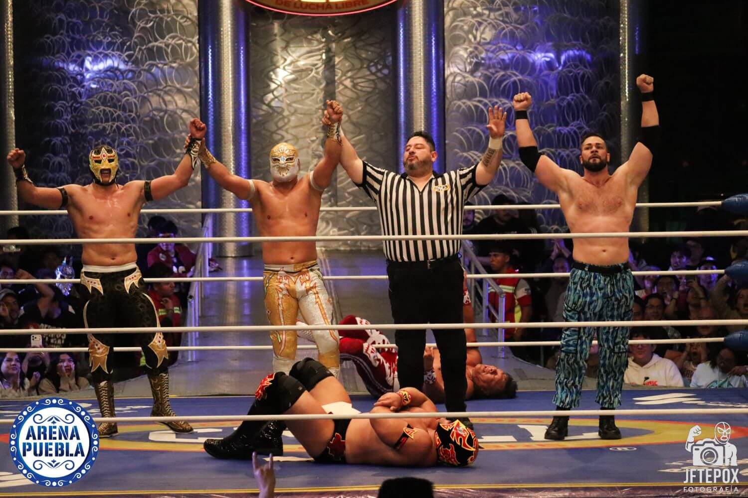 Triunfal Reaparición de Místico en la Arena Puebla