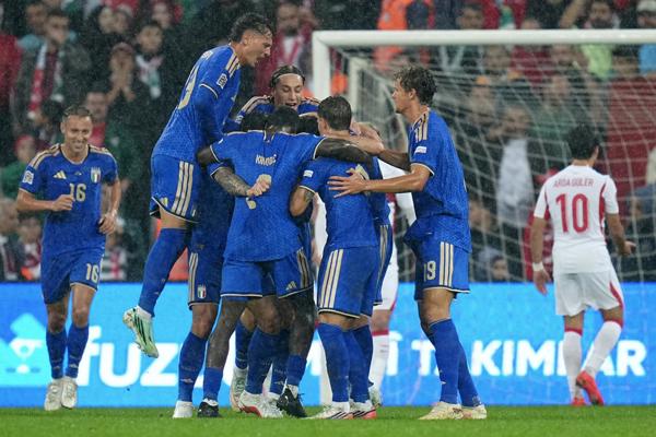 1 4. Italia Se Reencuentra Con El Fútbol Con Una Goleada A Turquía