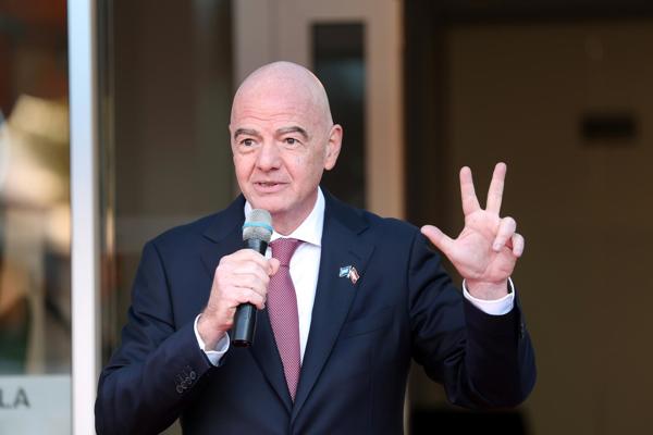 Infantino Inicia Conversaciones Para Aumentar La Financiación A Todas Las Asociaciones